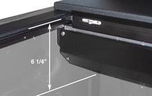 Load image into Gallery viewer, Roll-N-Lock 05-17 Nissan Frontier Crew Cab SB 58 1/2in M-Series Retractable Tonneau Cover