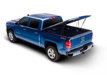 Load image into Gallery viewer, UnderCover 07-13 Chevy Silverado 1500 5.8ft Lux Bed Cover - Sheer Silver